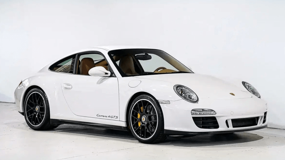 Porsche 911 model 997.2